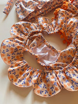 Petalo orange flower