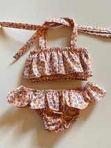 Petalo orange flower